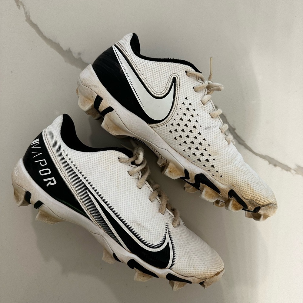 Nike Vapor Men’s White/Black Cleats